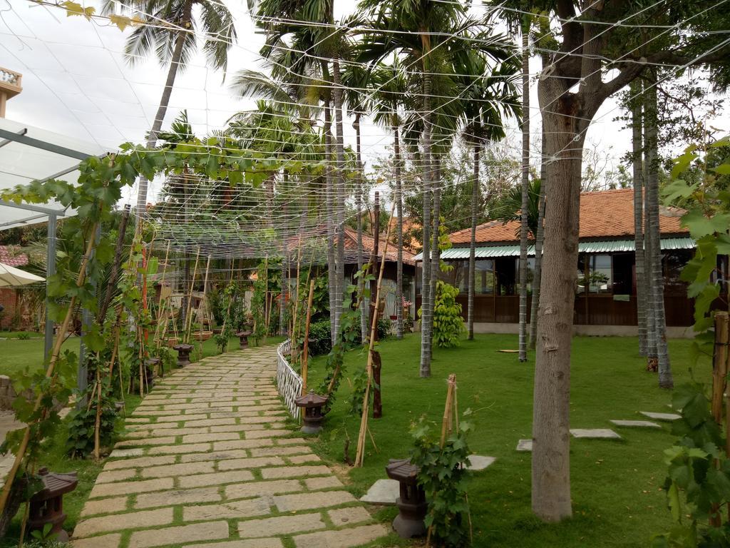 Fishing Village Hotel Mui Ne Bagian luar foto