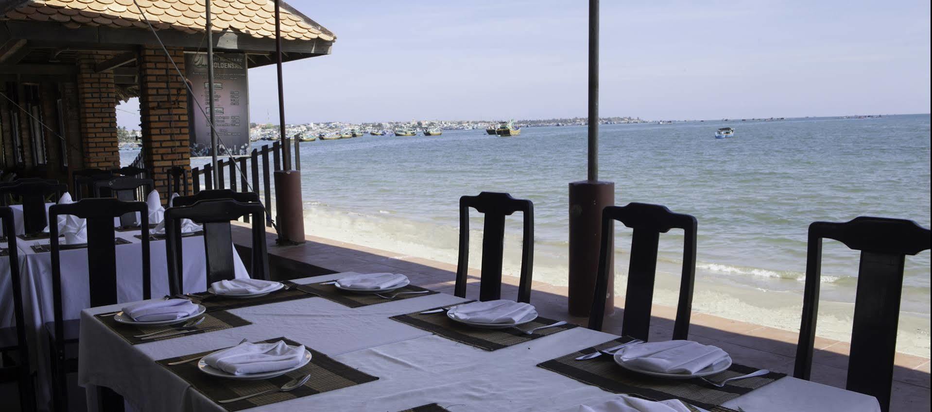 Fishing Village Hotel Mui Ne Bagian luar foto